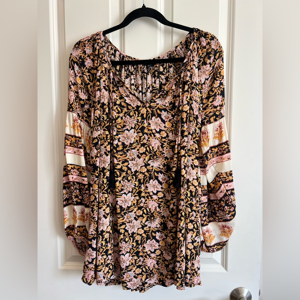 Billabong long sleeve boho mini dress.